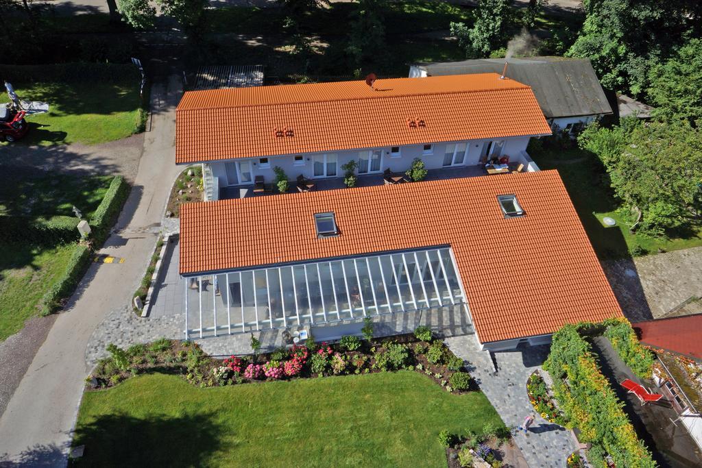 Busses Guesthouse Friburgo de Brisgovia Exterior foto