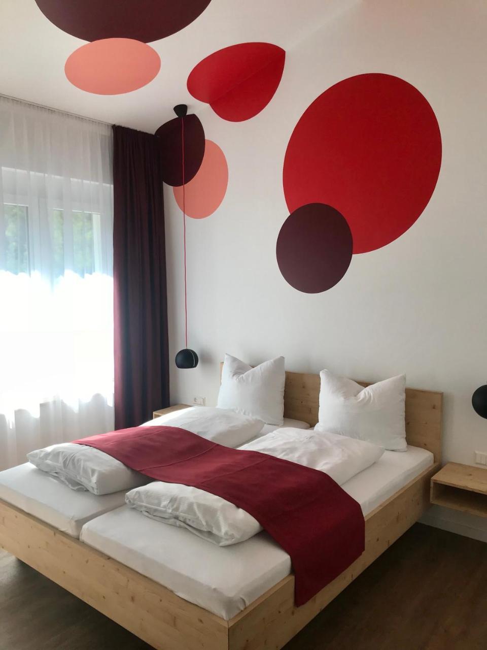 Busses Guesthouse Friburgo de Brisgovia Exterior foto